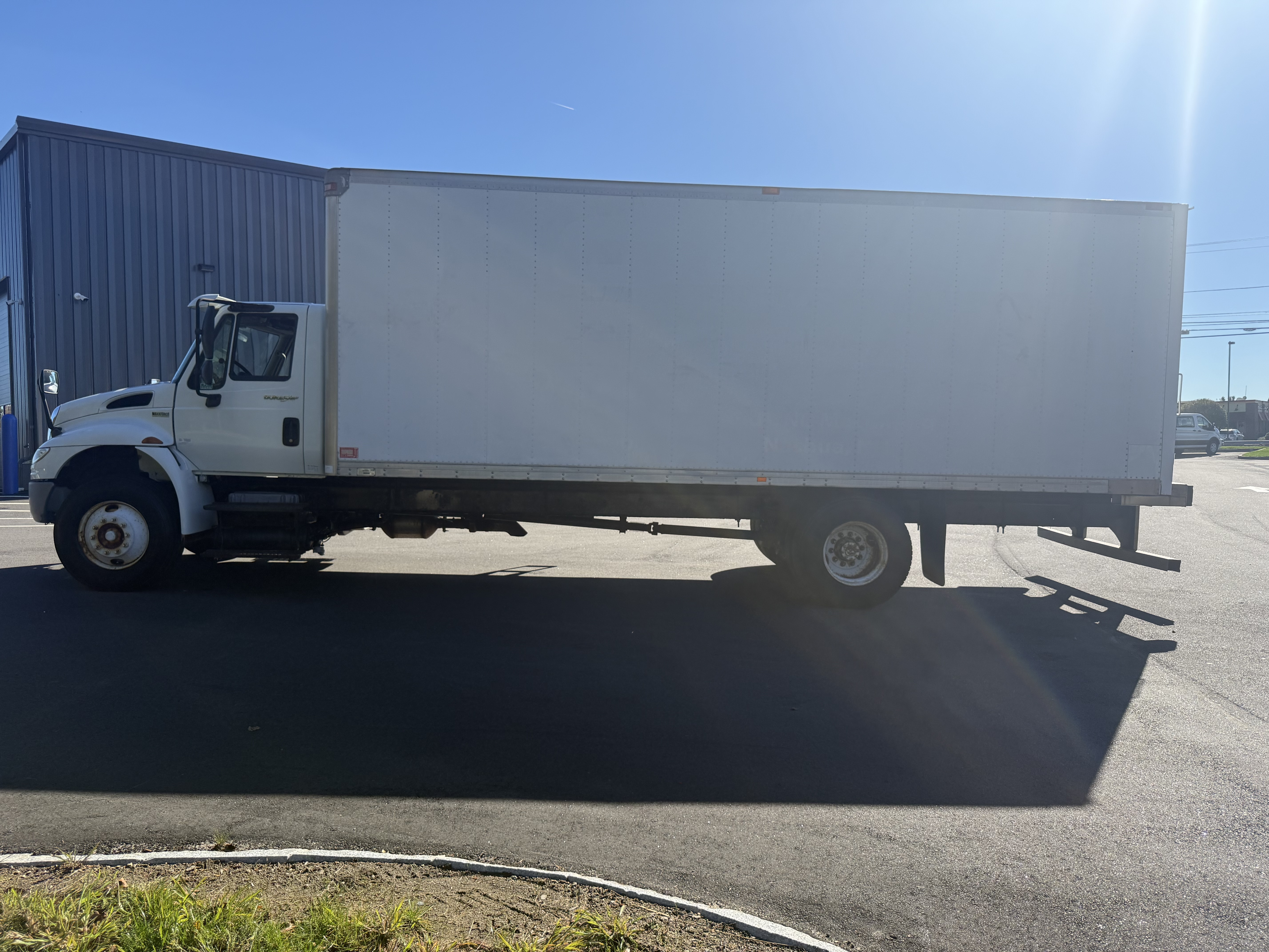 Used 2012  INTERNATIONAL  image 3