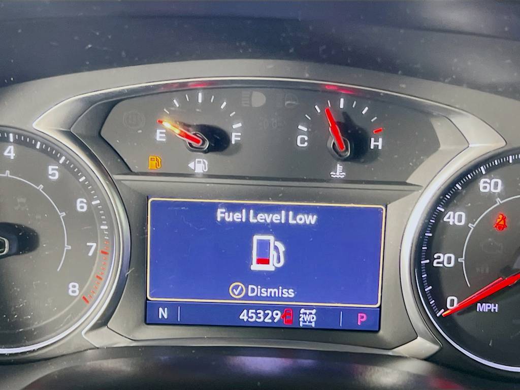 2022 GMC Acadia — photo 12