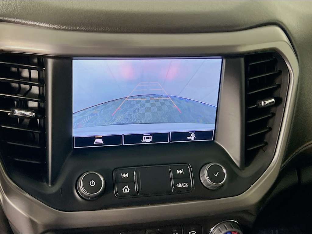 2022 GMC Acadia — photo 14