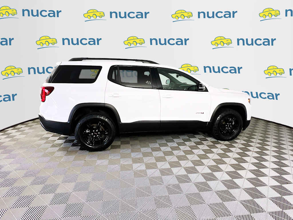 2022 GMC Acadia — photo 8