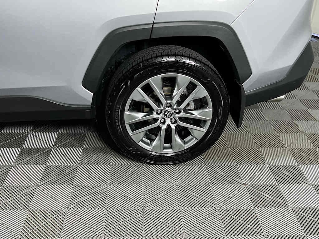 2023 Toyota RAV4 — photo 31