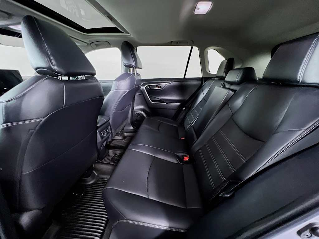 2023 Toyota RAV4 — photo 25
