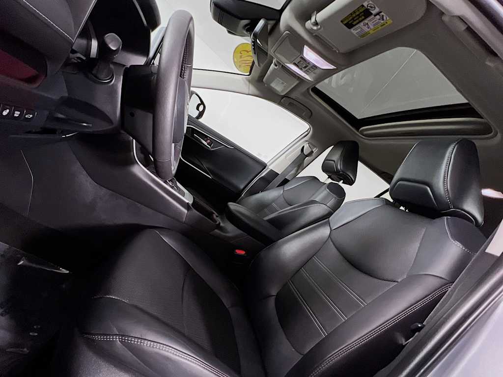 2023 Toyota RAV4 — photo 22