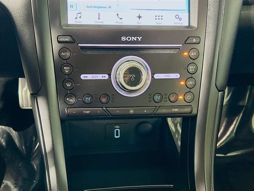 2018 Ford Fusion Energi — photo 16