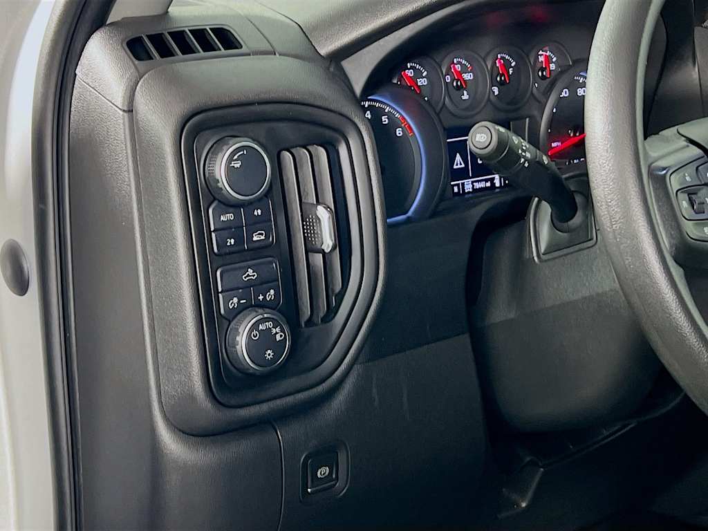 2022 Chevrolet Silverado 1500 — photo 10