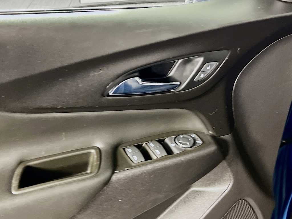 2021 Chevrolet Equinox — photo 18