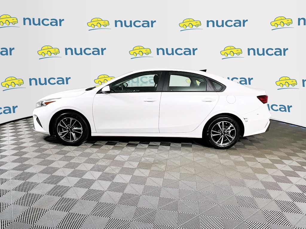 2024 Kia Forte — photo 4