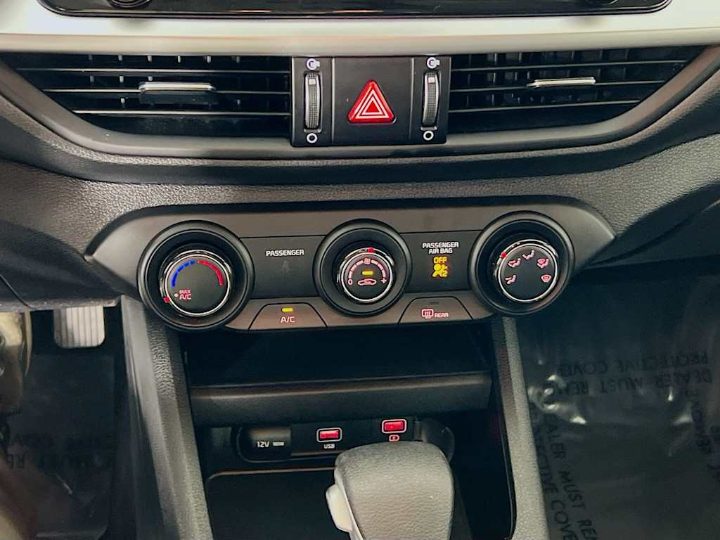 2024 Kia Forte — photo 15