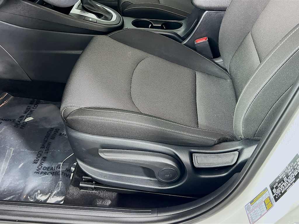 2024 Kia Forte — photo 19