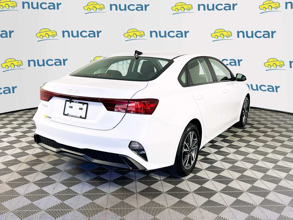 2024 Kia Forte — photo 7