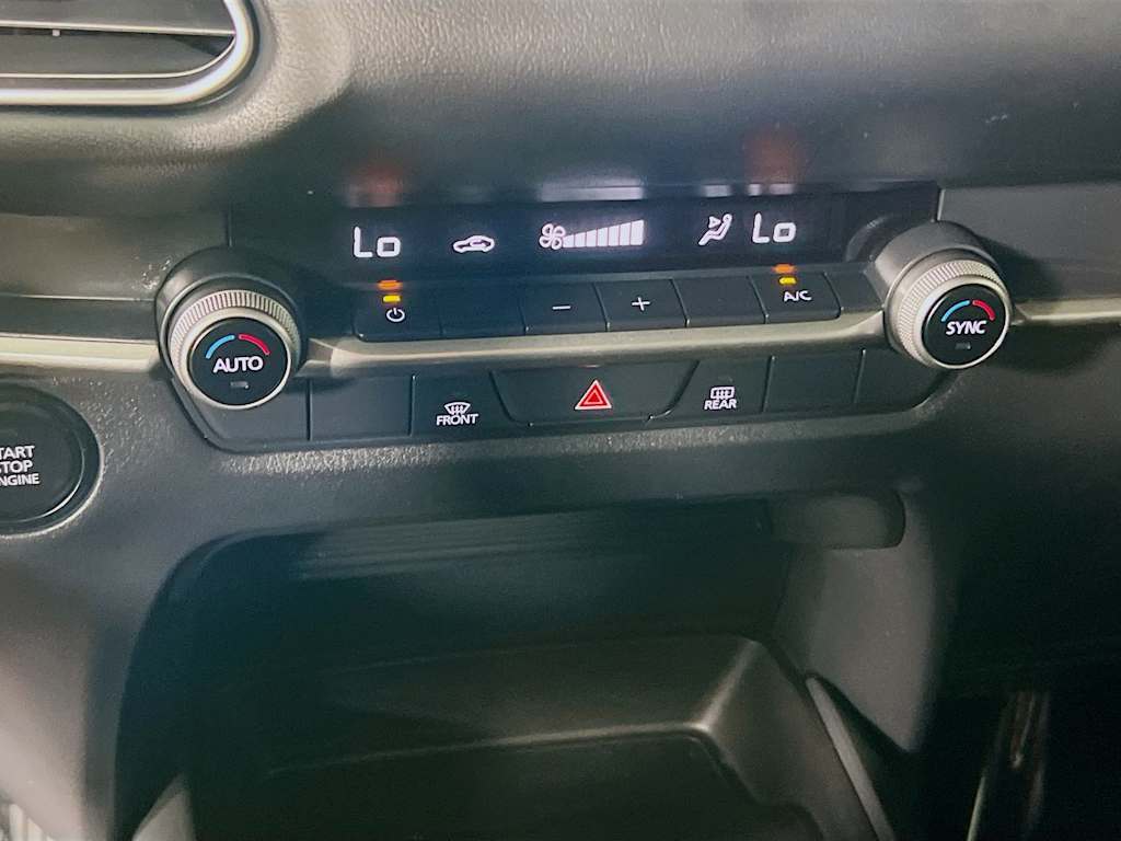 2022 Mazda CX-30 — photo 15