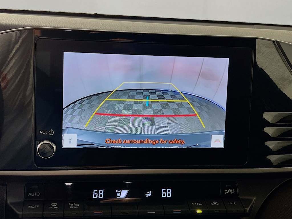 2025 Toyota Camry — photo 13
