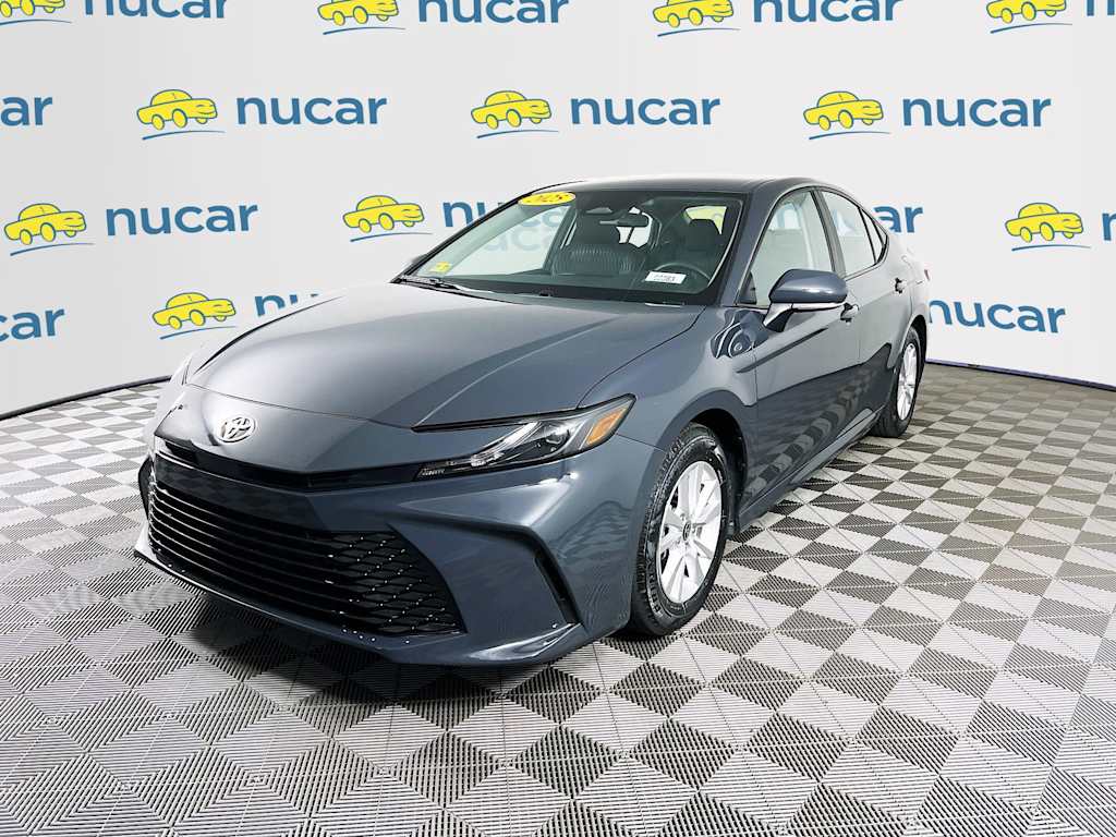 2025 Toyota Camry — photo 3