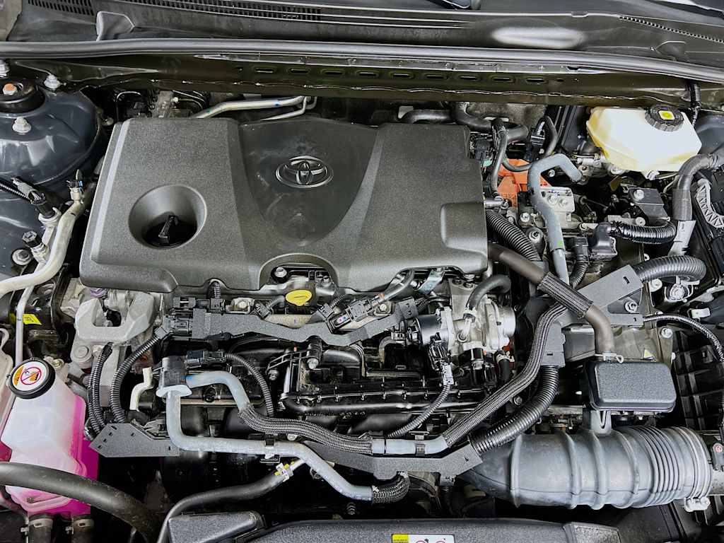 2025 Toyota Camry — photo 28