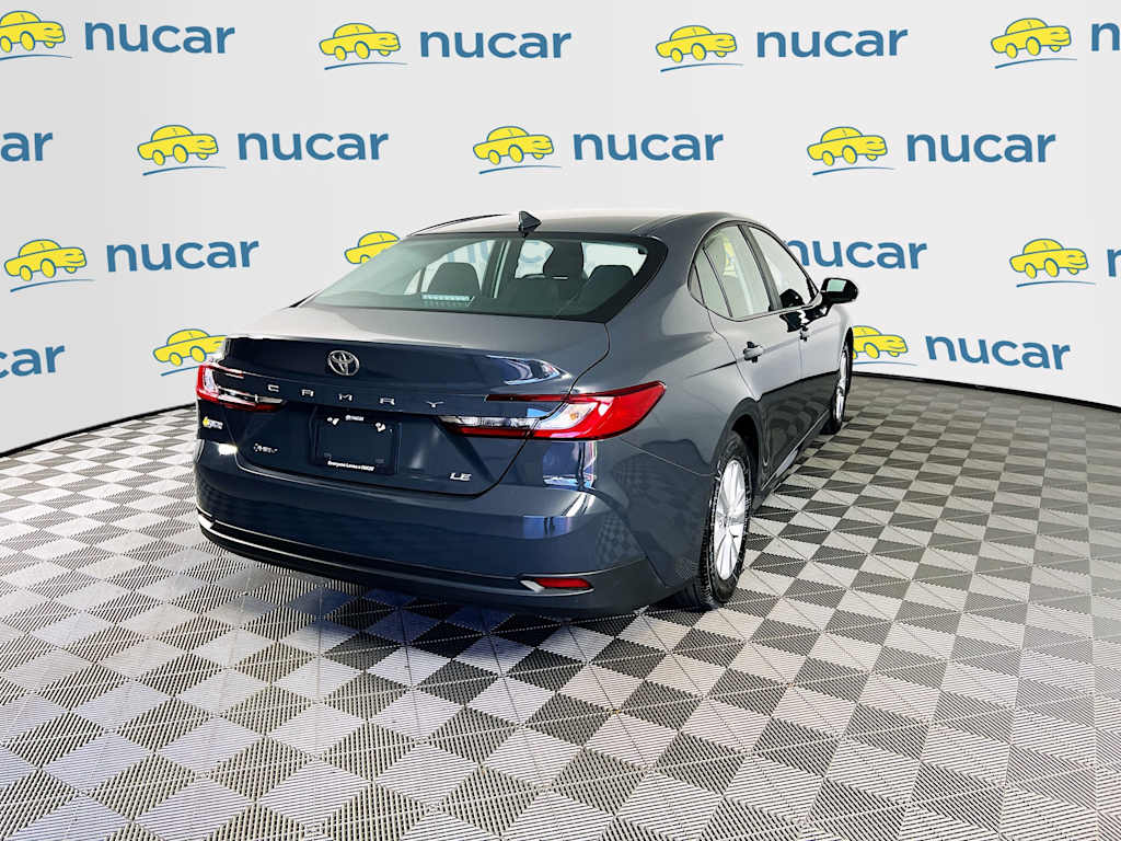 2025 Toyota Camry — photo 7