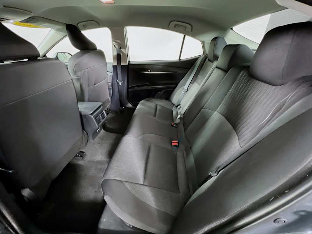 2025 Toyota Camry — photo 23