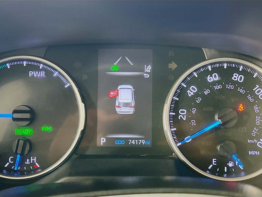 2021 Toyota RAV4 — photo 12