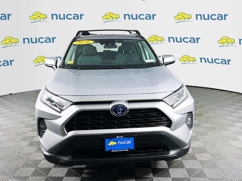 2021 Toyota RAV4 — photo 2