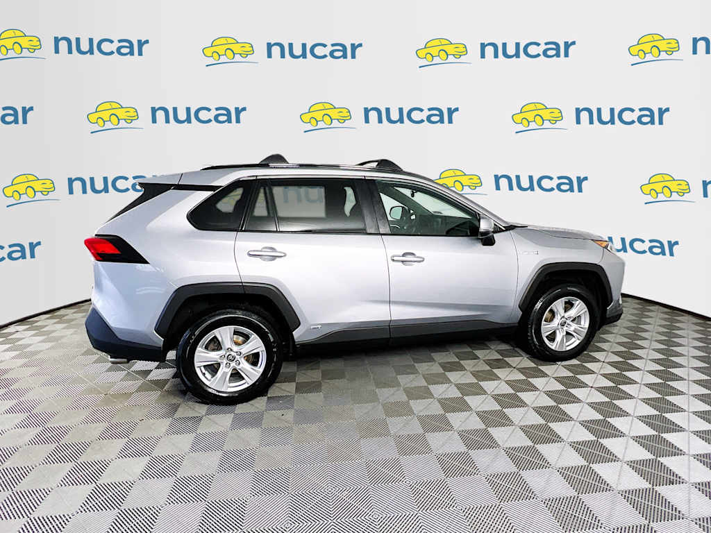 2021 Toyota RAV4 — photo 8