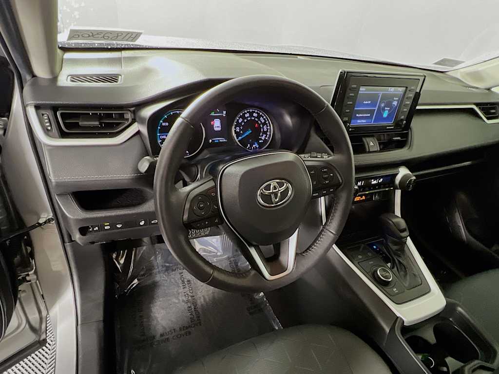 2021 Toyota RAV4 — photo 11