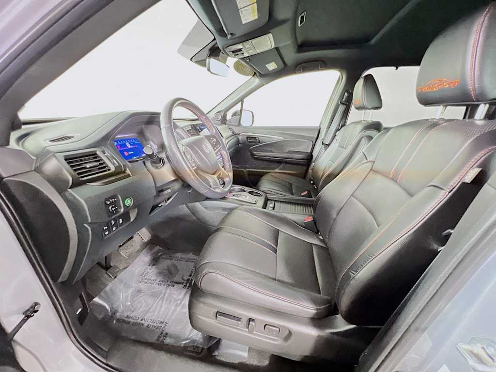 2023 Honda Passport — photo 18