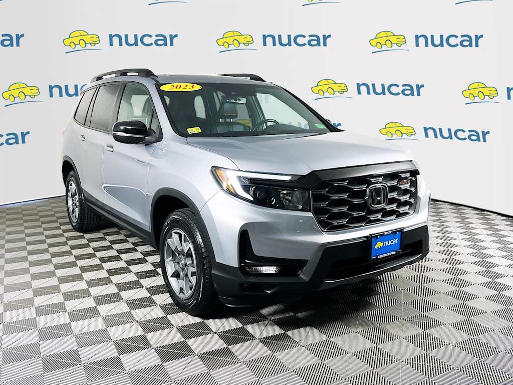2023 Honda Passport — photo 1