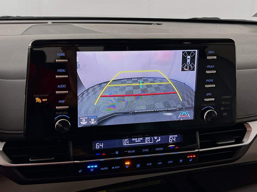 2022 Toyota Sienna — photo 14
