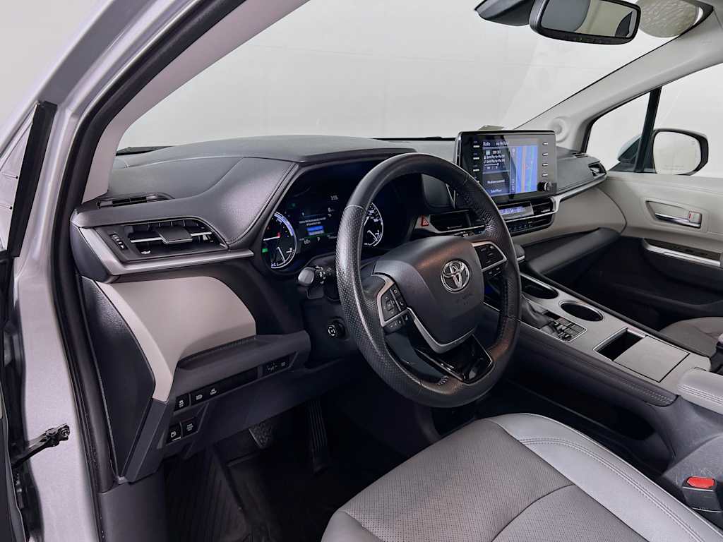 2022 Toyota Sienna — photo 9