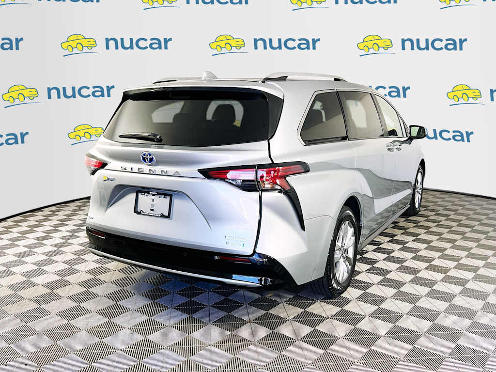 2022 Toyota Sienna — photo 7