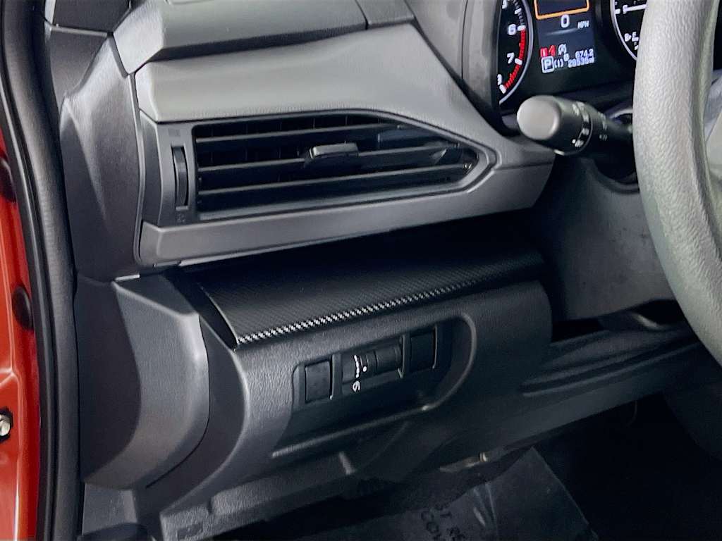 2025 Subaru Crosstrek — photo 10