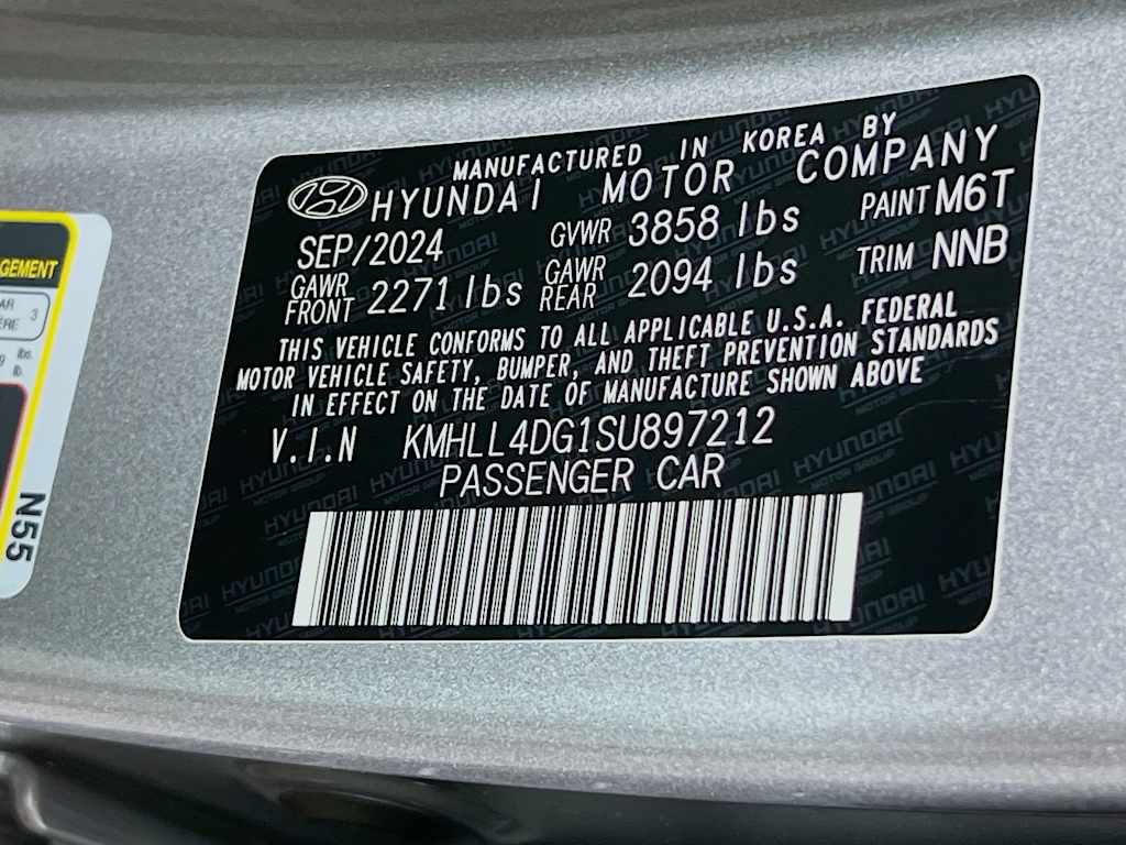 2025 Hyundai Elantra — photo 30