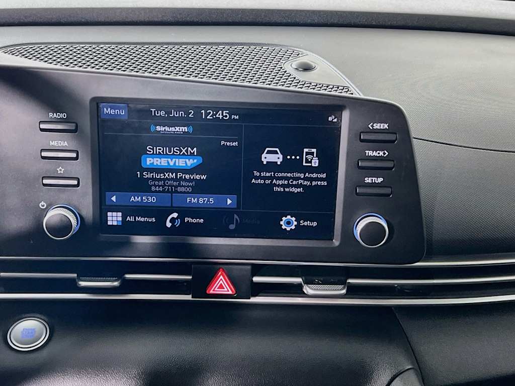 2023 Hyundai Elantra — photo 13