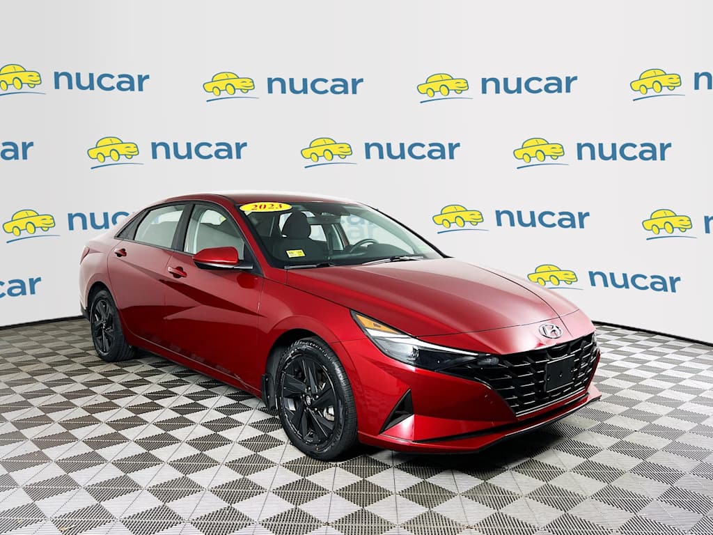 2023 Hyundai Elantra — photo 1