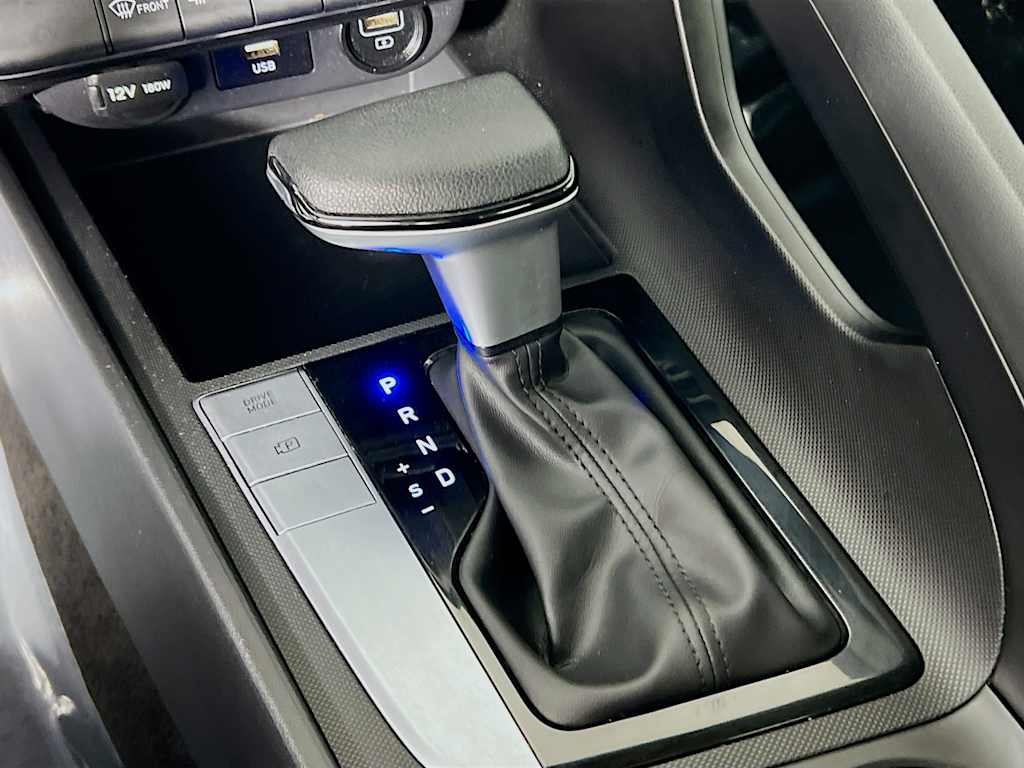 2023 Hyundai Elantra — photo 16