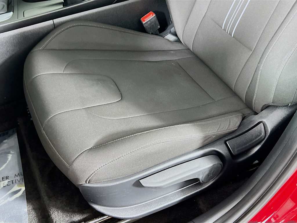 2023 Hyundai Elantra — photo 19