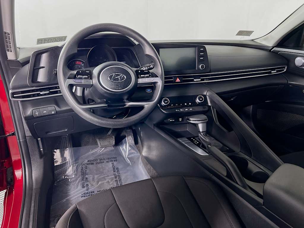 2023 Hyundai Elantra — photo 9