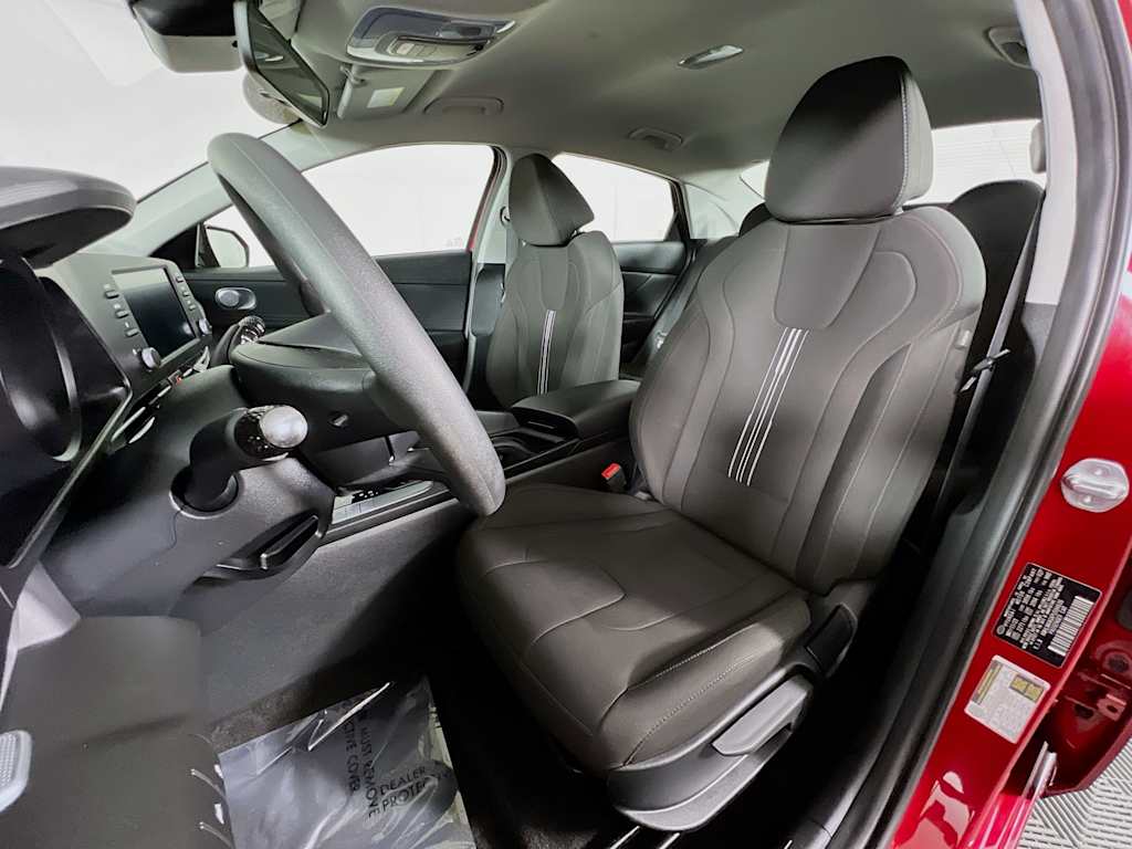 2023 Hyundai Elantra — photo 20