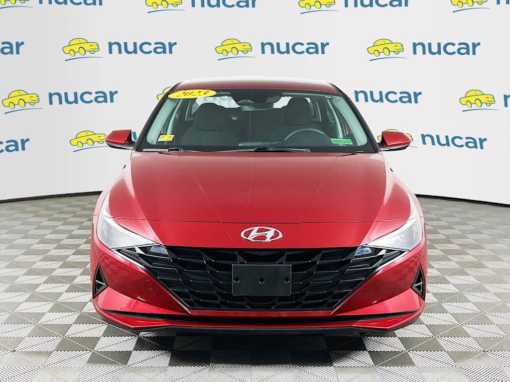 2023 Hyundai Elantra — photo 2