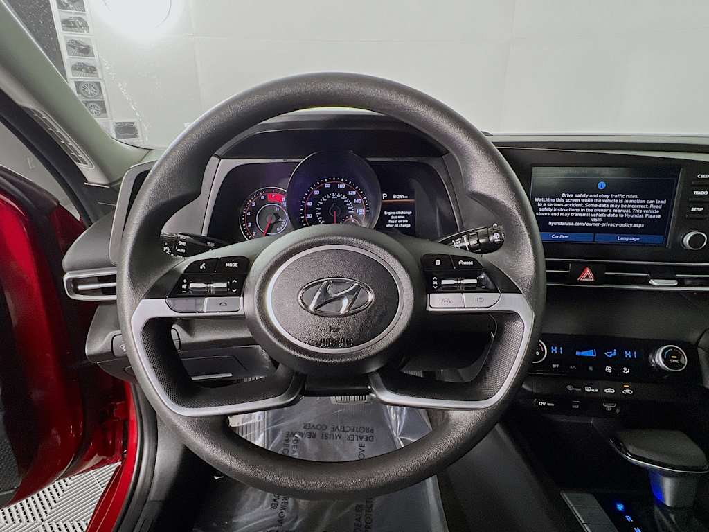 2023 Hyundai Elantra — photo 11