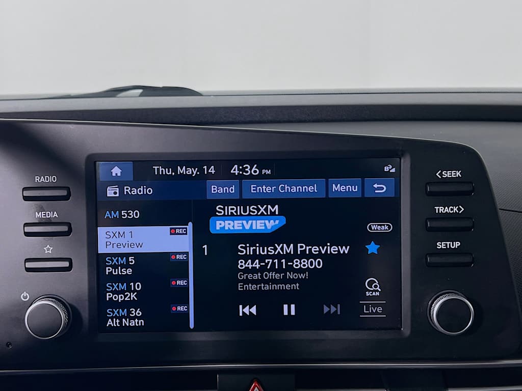 2023 Hyundai Elantra — photo 14