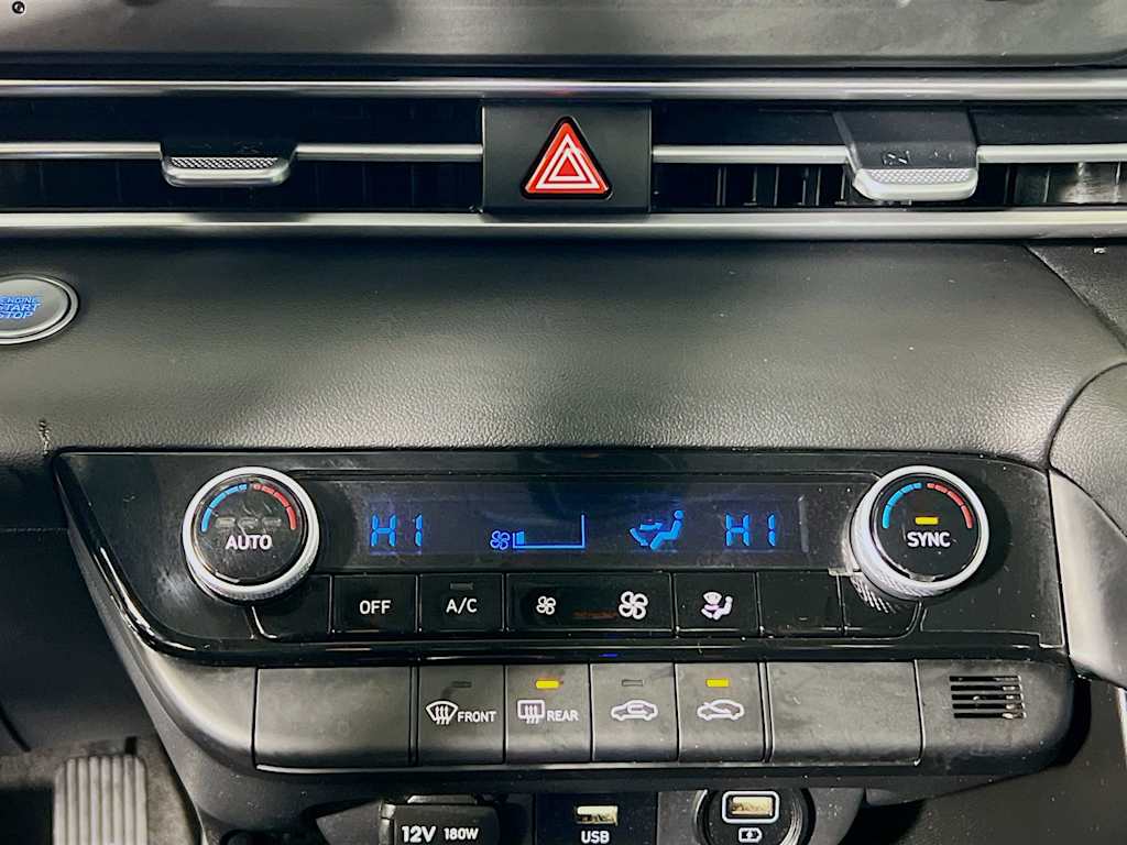 2023 Hyundai Elantra — photo 15