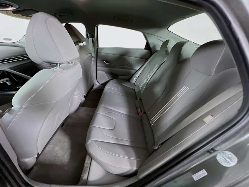 2024 Hyundai Elantra — photo 24