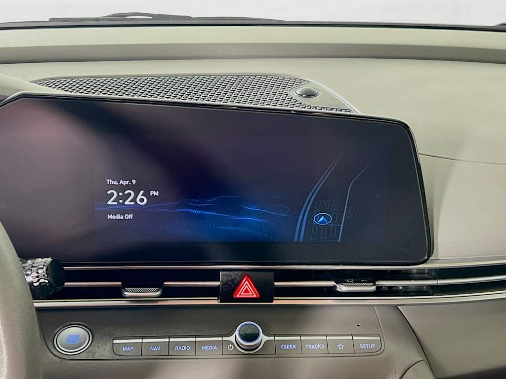 2024 Hyundai Elantra — photo 15