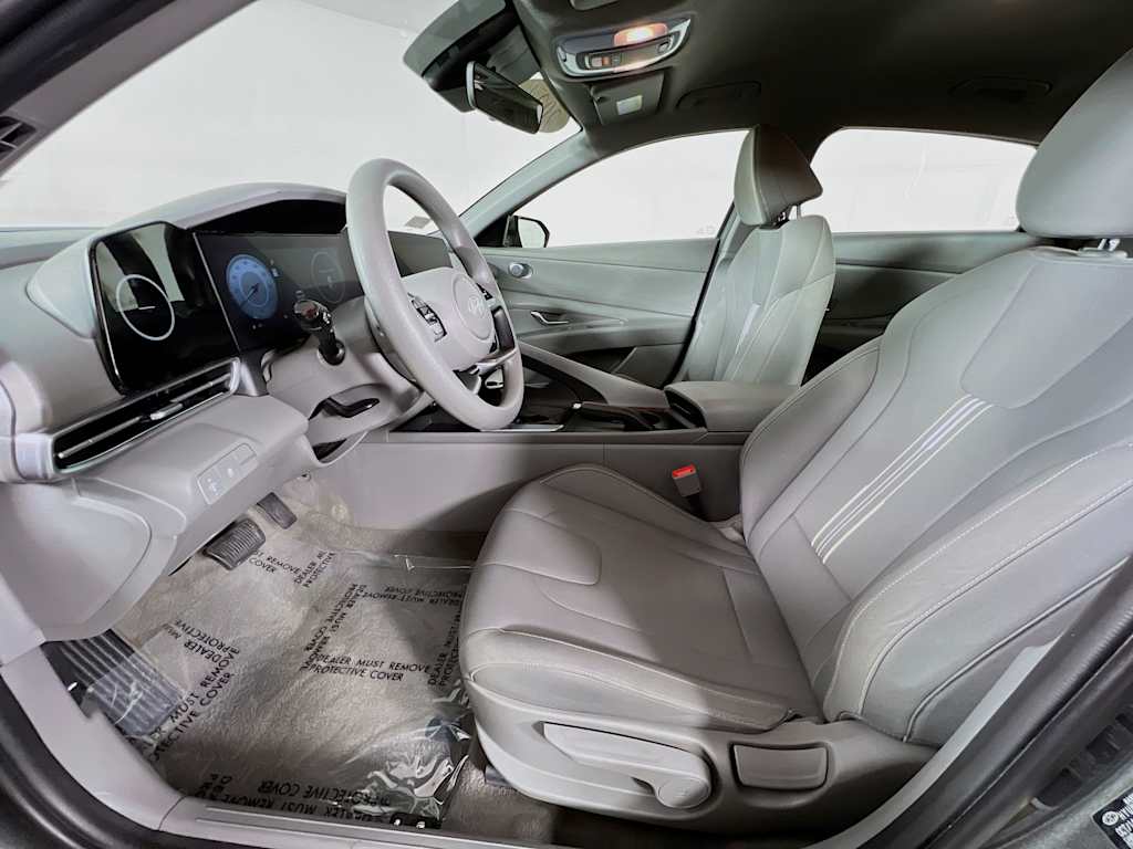 2024 Hyundai Elantra — photo 21