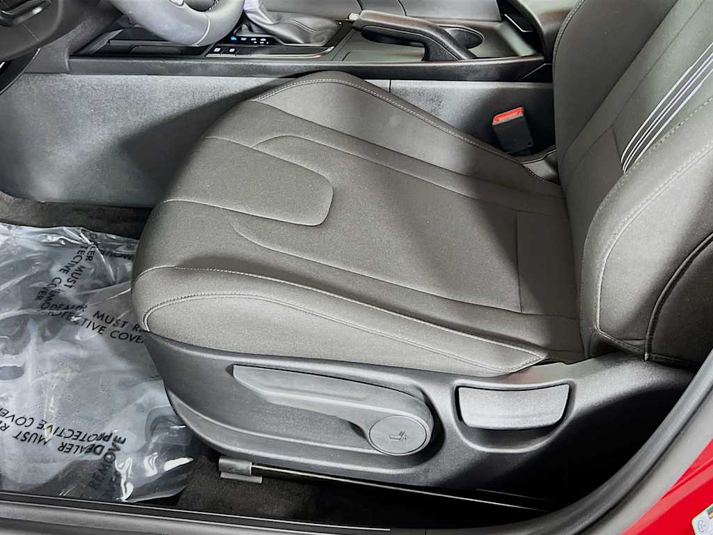 2025 Hyundai Elantra — photo 20