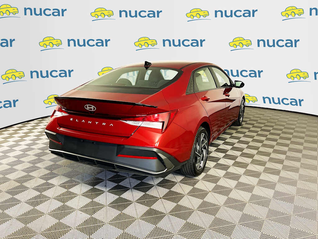 2025 Hyundai Elantra — photo 7