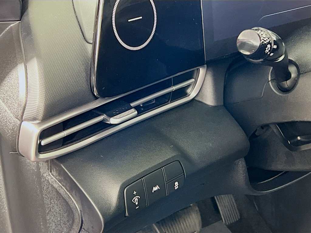 2023 Hyundai Elantra — photo 10