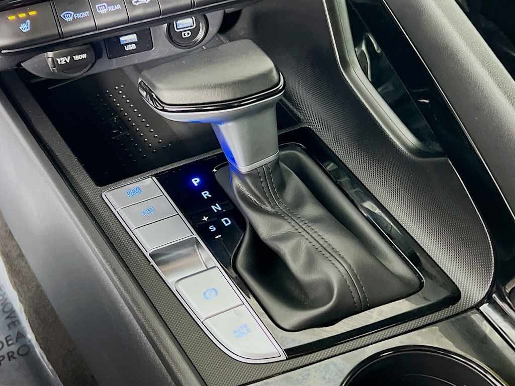 2023 Hyundai Elantra — photo 17