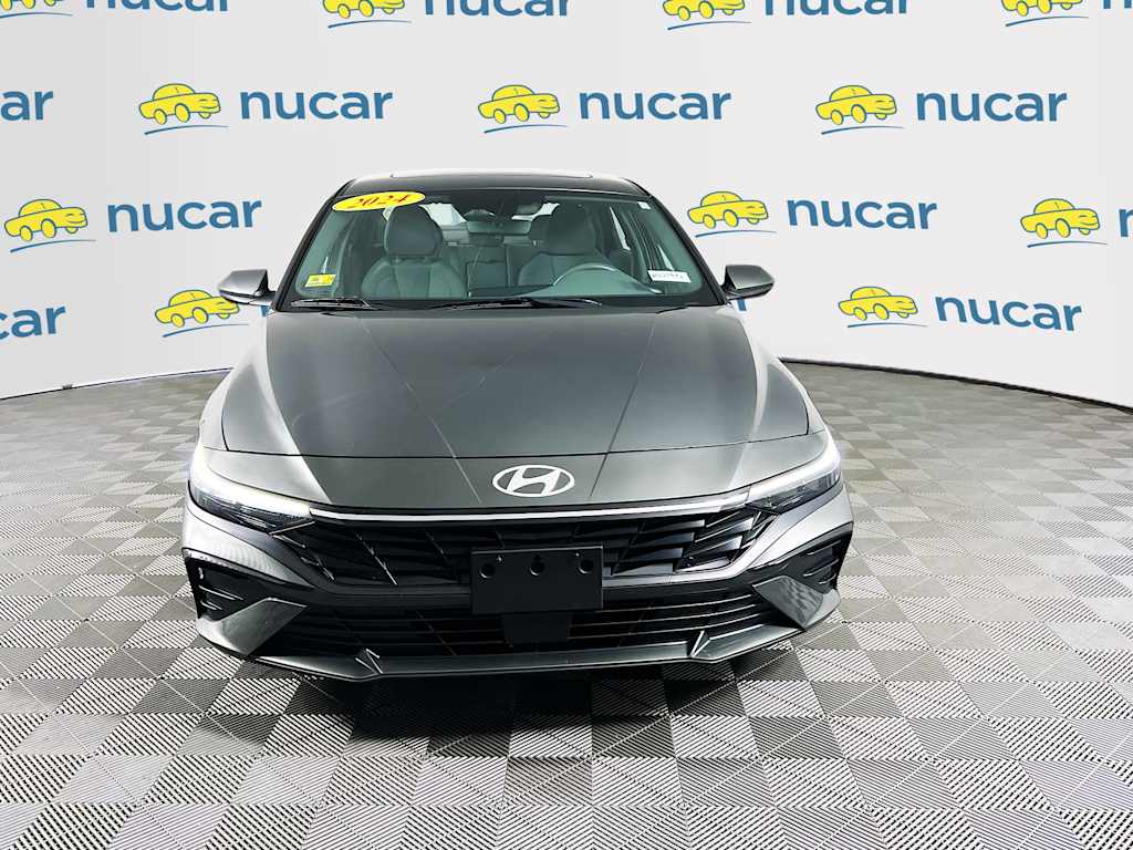 2024 Hyundai Elantra — photo 2