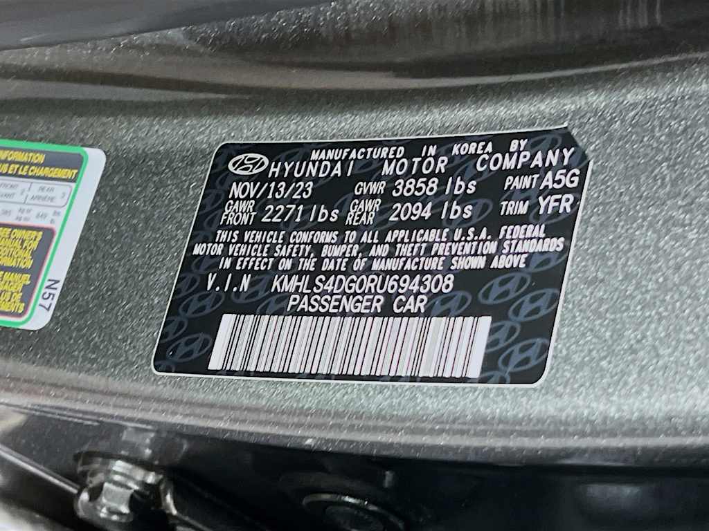 2024 Hyundai Elantra — photo 33